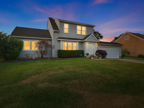 7944 Nottingham Ave, Burbank, IL 60459