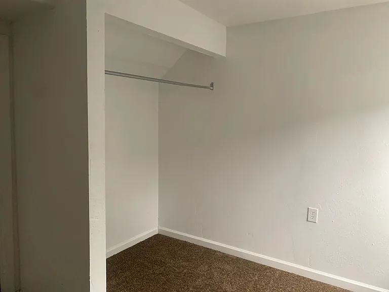 4899 Saddle Ridge Dr — Photo 15