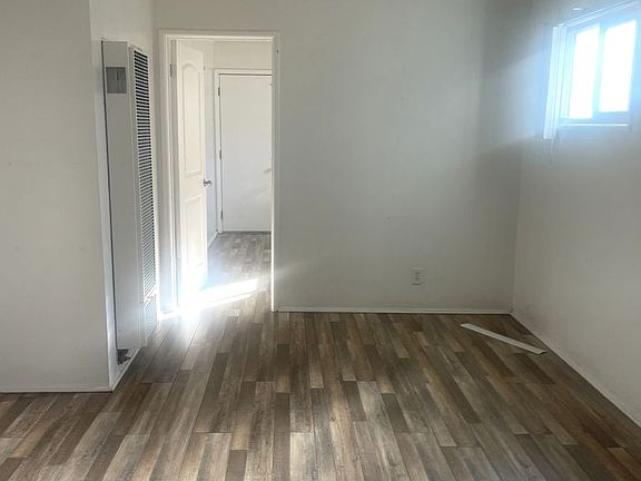 4th image of 1018-1020 3rd St #1018
