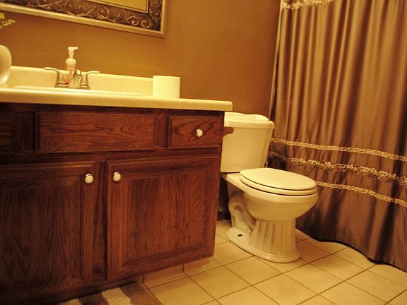 Ceramic tile bath