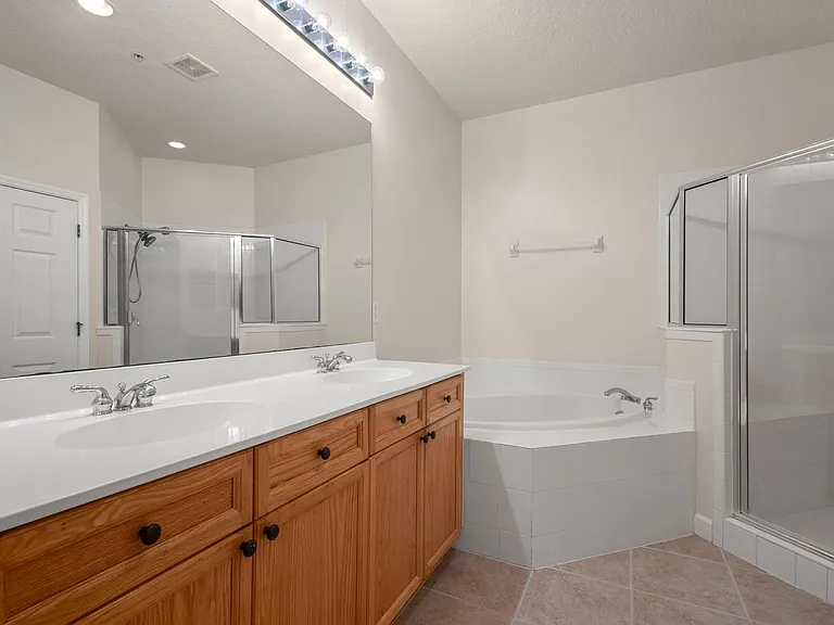 210 Paseo Terraza St #202 — Photo 23