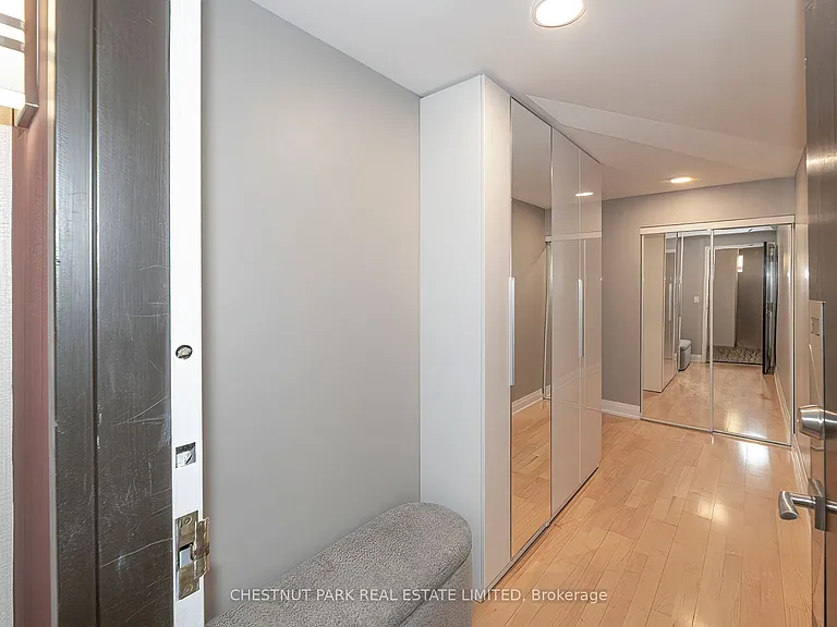 1901 Yonge St #302 — Photo 2