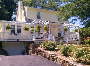 960 Brentview Rd, Pittsburgh, PA 15236