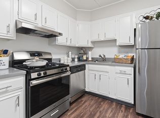 297 Turnpike Rd APT 110, Westborough, MA 01581