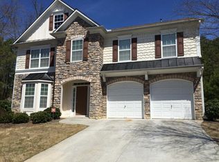 1916 Temple Park Dr, Loganville, GA 30052