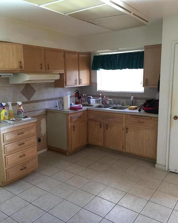 1st image of 10025 N 107th Ave