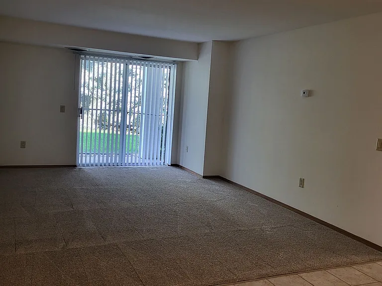 Sauk Creek Apartments — Photo 24