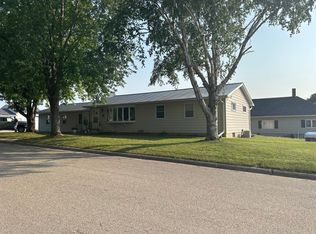 105 2nd St N, Hoffman, MN 56339
