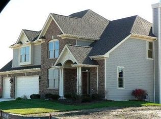 3805 Ivy Ln, Elgin, IL 60124