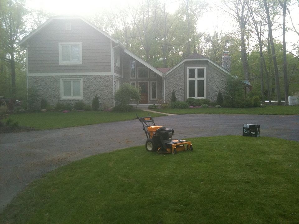 2nd image of 10743 Hoosier Rd