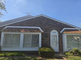 1773 Raleigh Ln, Hoffman Estates, IL 60169