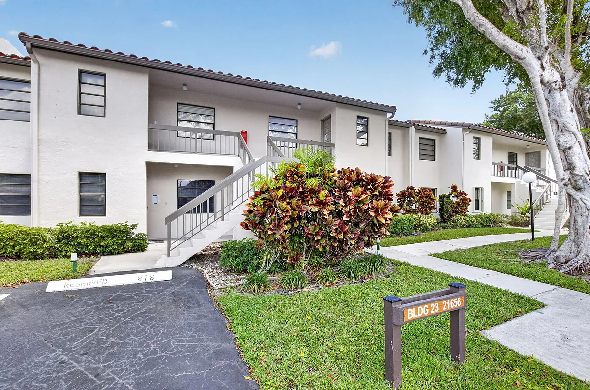 Building Photo - 21656 Juego Cir #23E