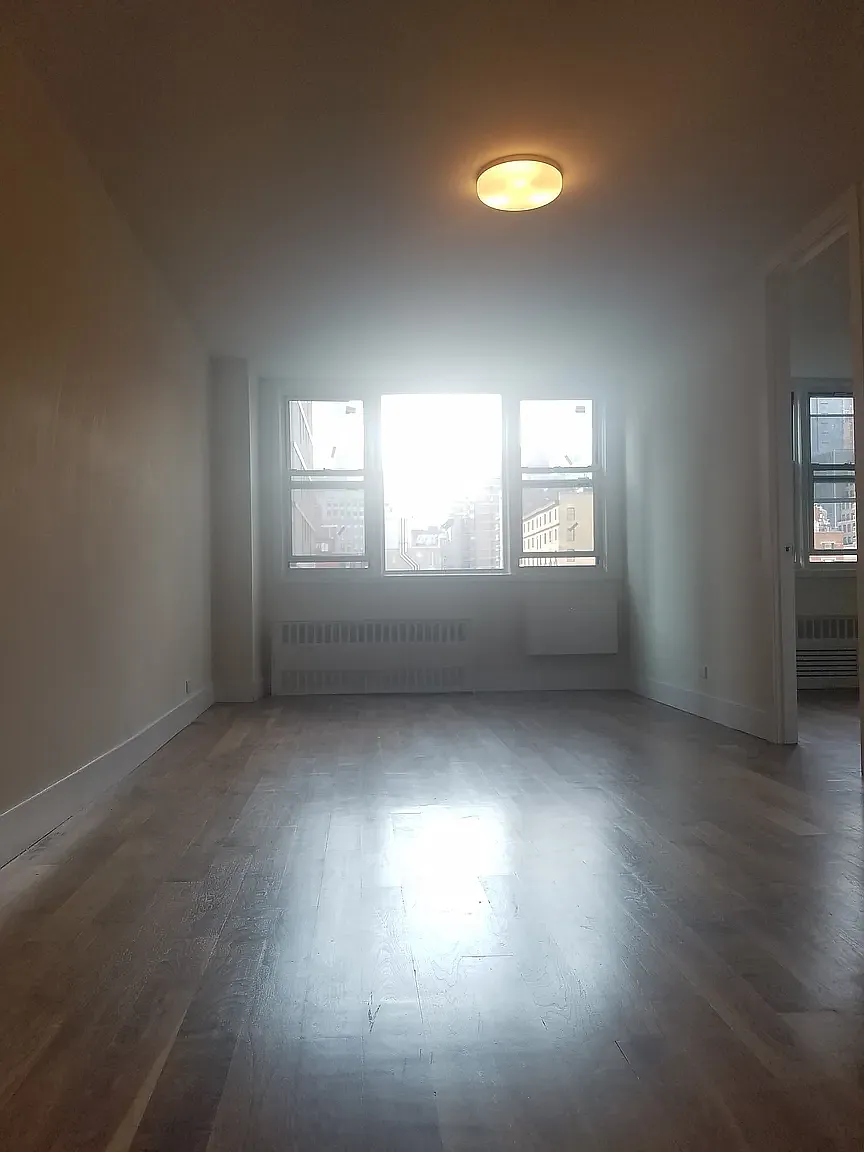 200 East 30th Street — Photo 1