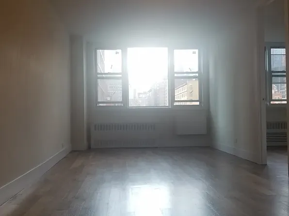 200 E 30th St APT 3E, New York, NY 10016