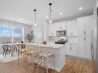 17610 102nd Pl N #10224, Maple Grove, MN 55311