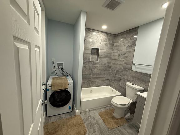 4th image of 34 Vliet St #36A-1