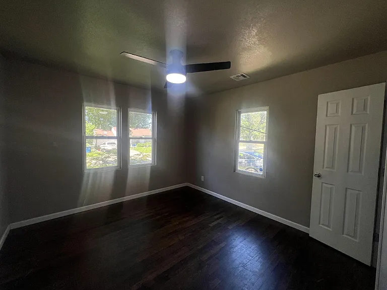 4936 E Haskell Pl — Photo 11