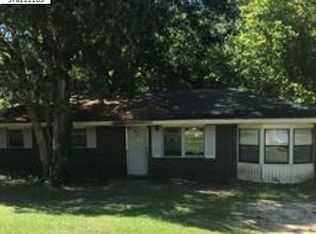 46 Overlook Dr, Eufaula, AL 36027