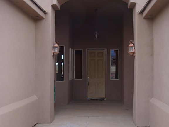 Large vaulted ceilings