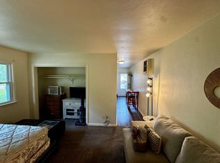1811 13th Ave APT 8, Moline, IL 61265