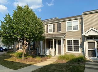 254 Springbrook Trl S, Oswego, IL 60543