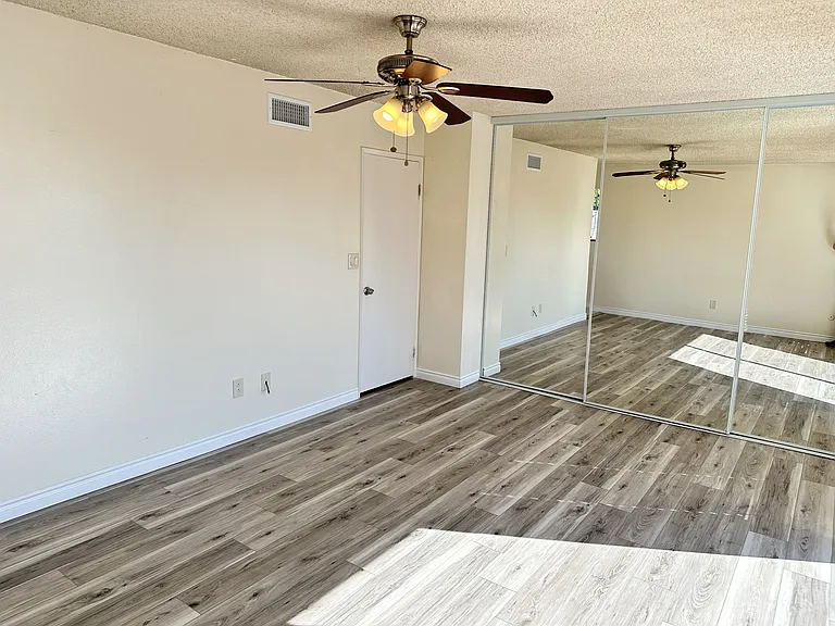 13103 Sundance Ave — Photo 37