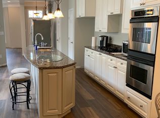 781 Monument Ave, Woodbridge, VA 22191