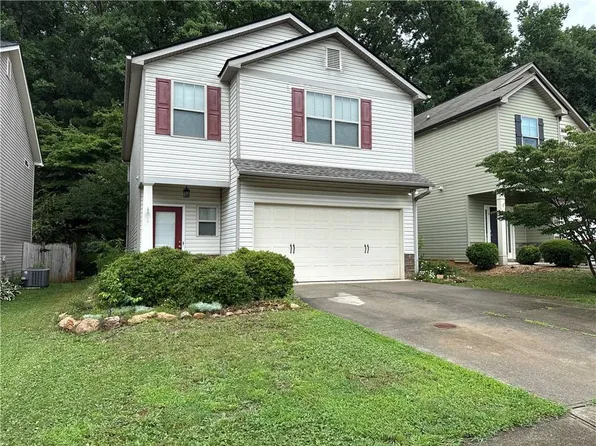 129 Bethany Manor Dr, Ball Ground, GA 30107