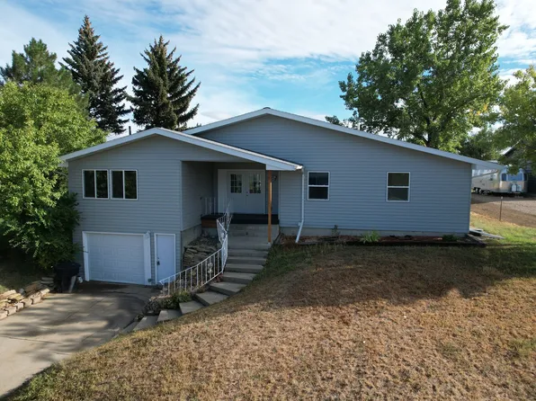 234 Glenwood Ave, Glendive, MT 59330