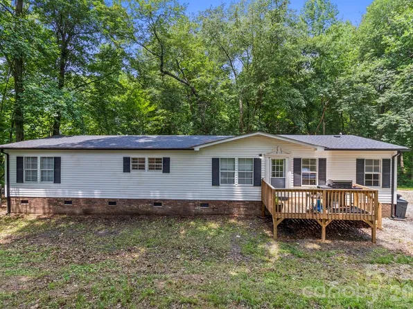 4265 Dry Pond Ln, Conover, NC 28613