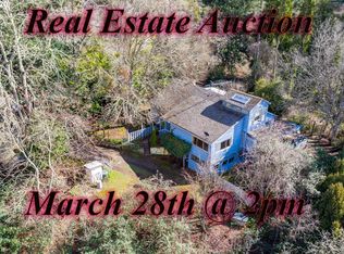 3927 Viewcrest Rd S, Salem, OR 97302