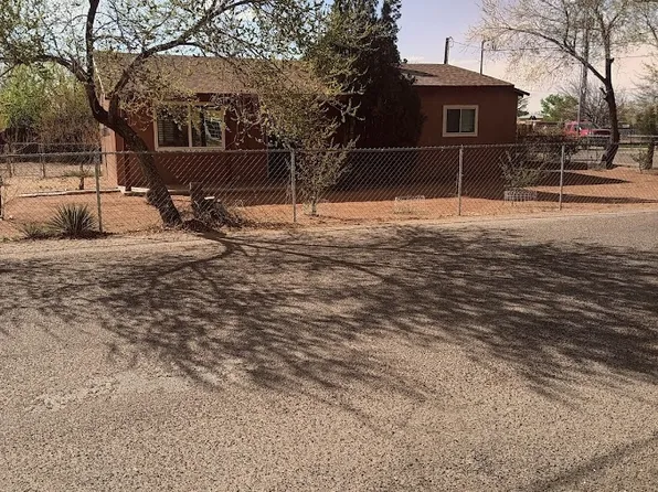 8943 Boe Ln NE, Albuquerque, NM 87113