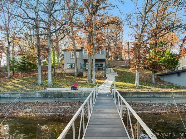142 Elm Ln, Sunrise Beach, MO 65079