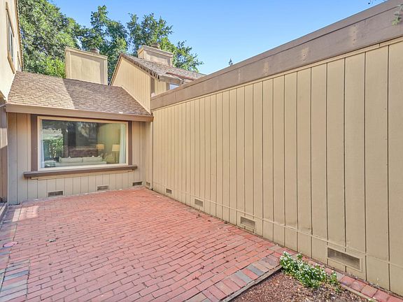 4th image of 7052 San Jacinto Ct