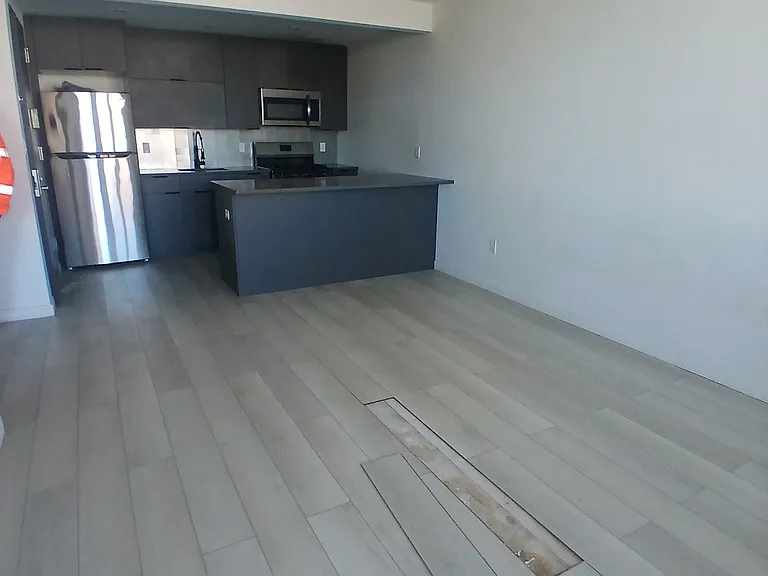 5615 Van Cleef St #3B — Photo 1
