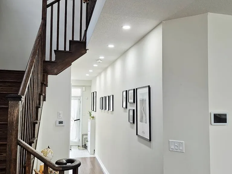 14 Amos Ave — Photo 2