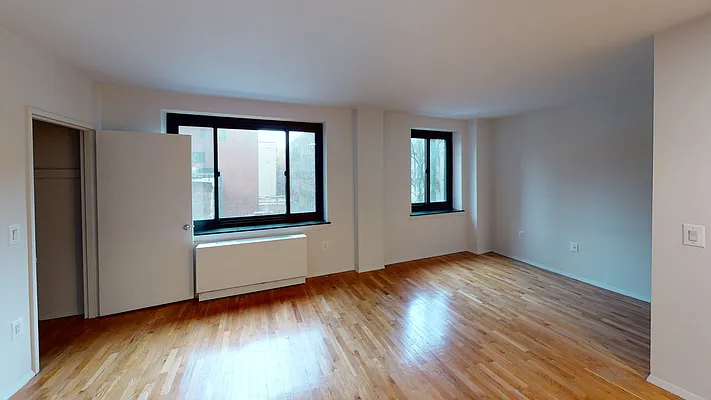 Rented by AZ REALTY NYC LLC | media 11