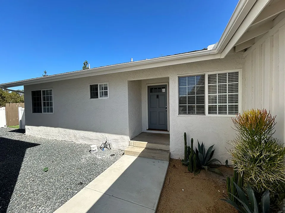 5230 Joan Ct