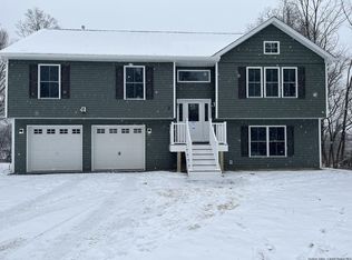 2 Wenmar Dr, Newburgh, NY 12550