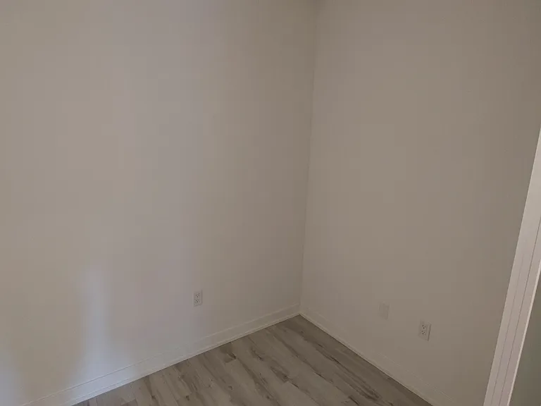 110 Broadway Ave #402S — Photo 19