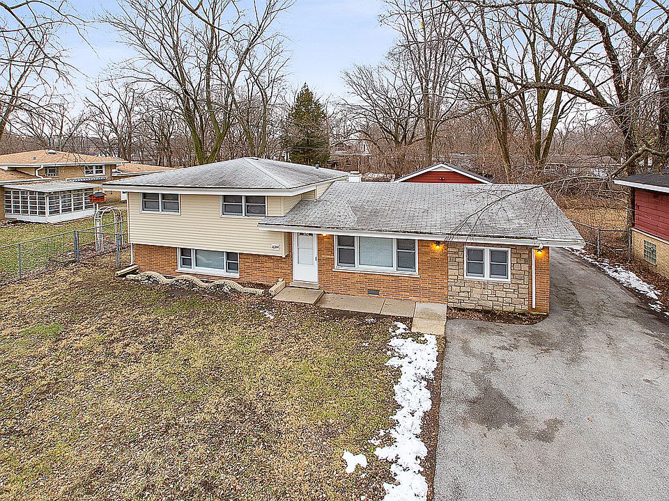 1st image of 16344 Sawyer Ave