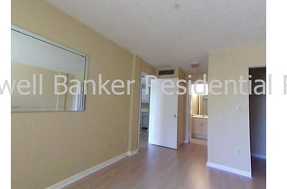 4th image of 14611 N Kendall Dr APT L111