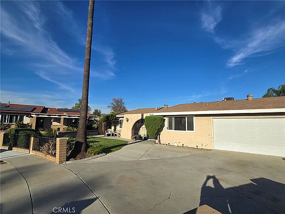 4th image of 8725 Boxwood Ave