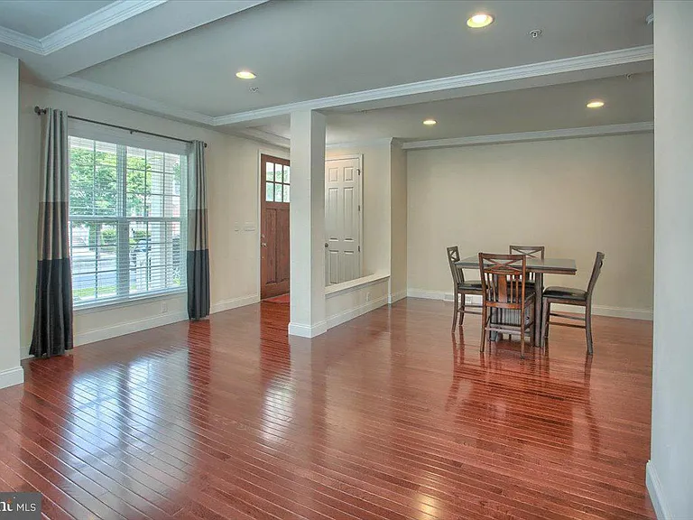405 Line Rd — Photo 5