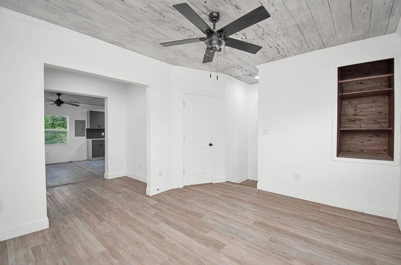 Studio, 1.0 bath, 584 sqft, $1,950 — Photo 3
