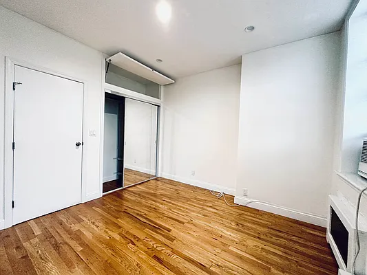 Rented by Douglas Elliman | media 8