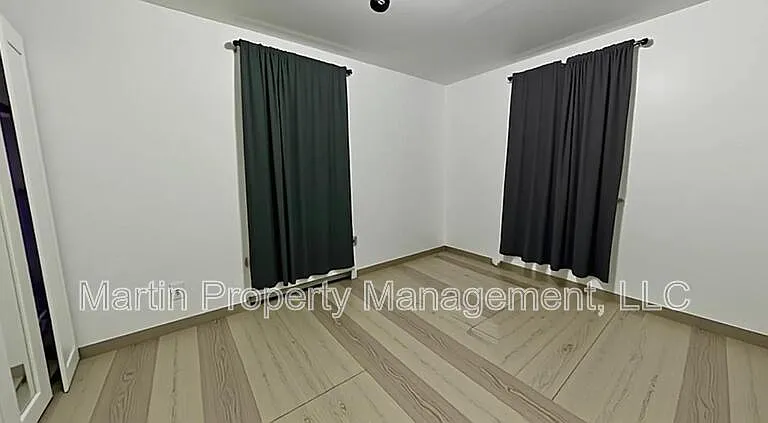 50 Neillian St #50 — Photo 5