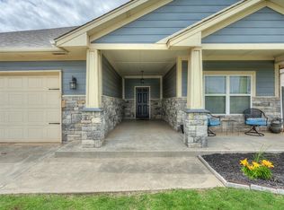 8332 NW 141st Cir, Oklahoma City, OK 73142