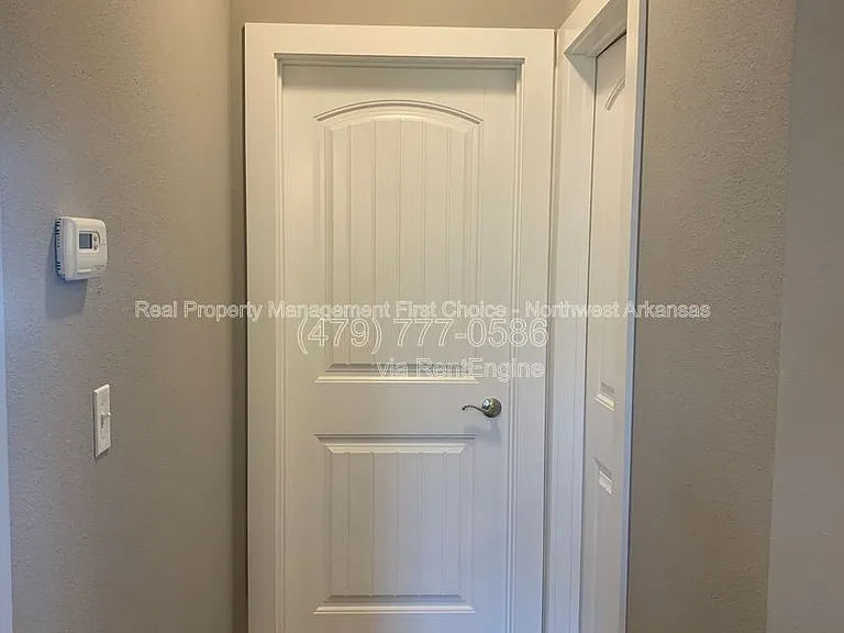 537 Buckboard Rd — Photo 16