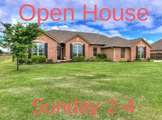 1801 River Ridge Ln, Tuttle, OK 73089